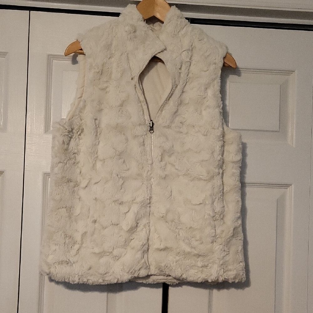 Women's White Fleece Vest